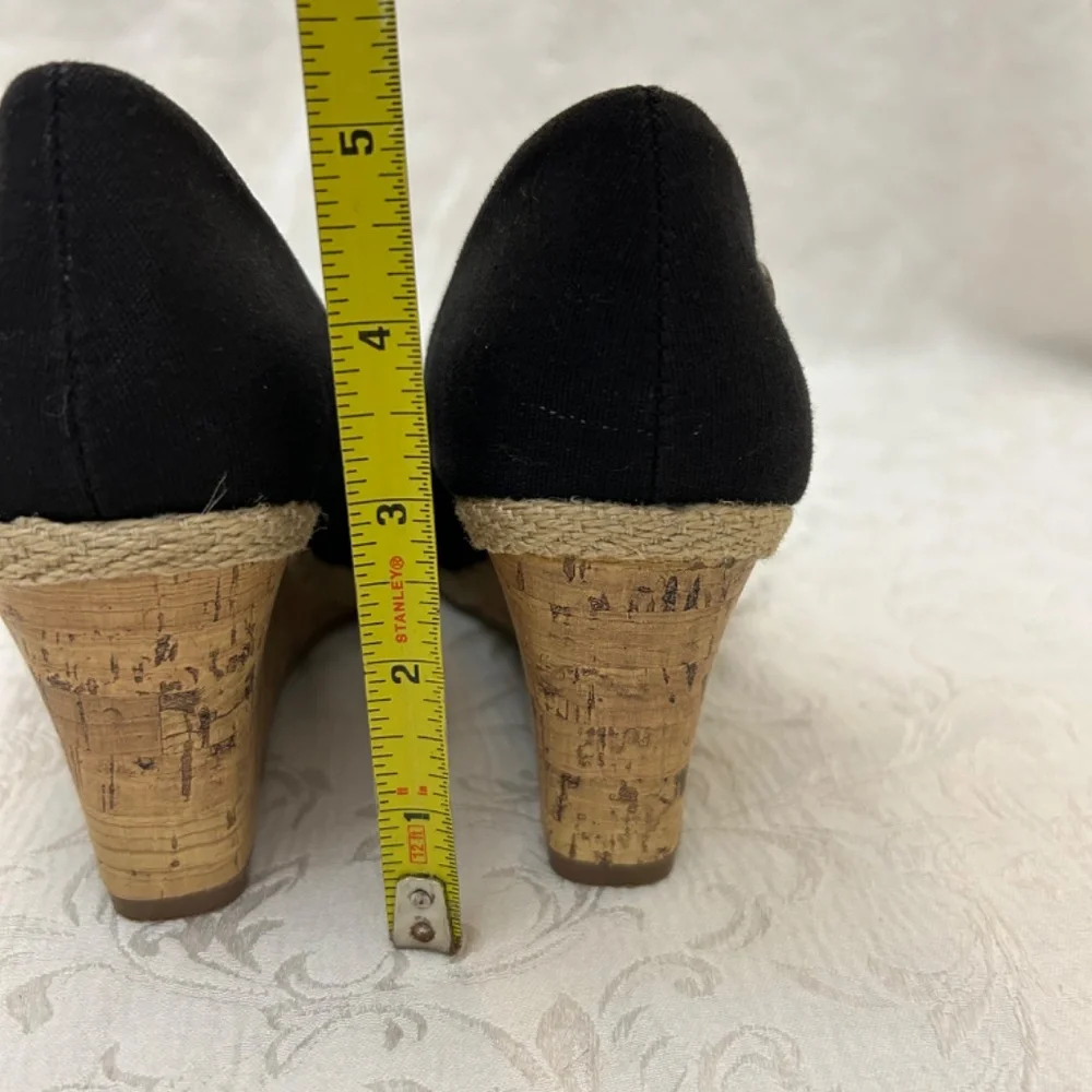 LifeStride Clementine wedge in black canvas w/cork-patterned heel sz 7.5M